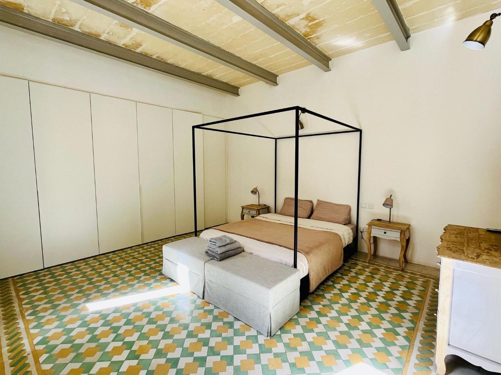 Cozy Charming Apartment In Old Bakery Street Valletta Exterior foto